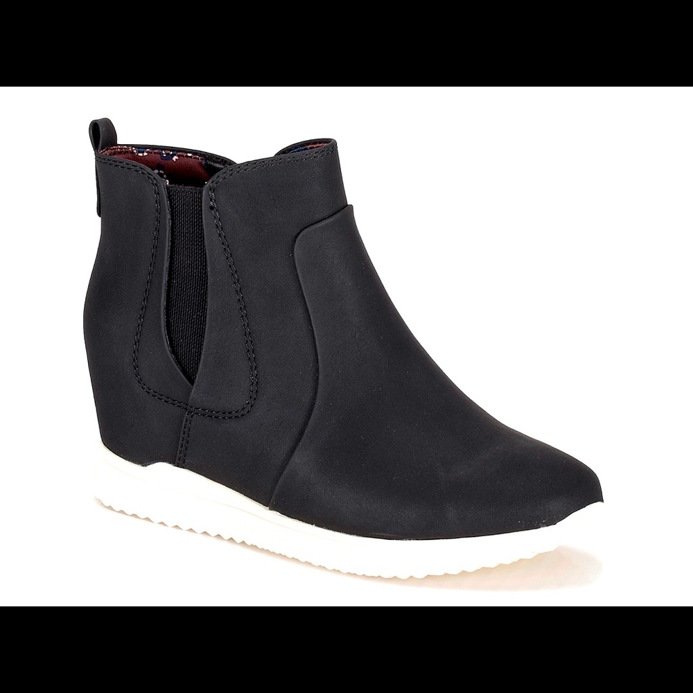 Baretrap Wedge Bootie